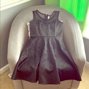 Xhiliration Modern Black Flounce Dress